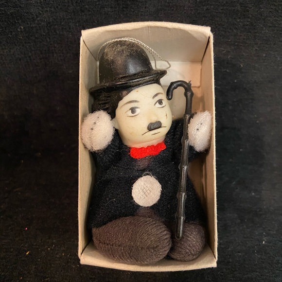 Charlie Chaplin doll - Picture 1 of 3